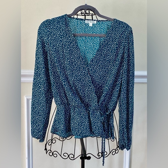 Nine Britton Cavanna Faux Wrap Blouse Stitch Fix - Picture 4 of 8